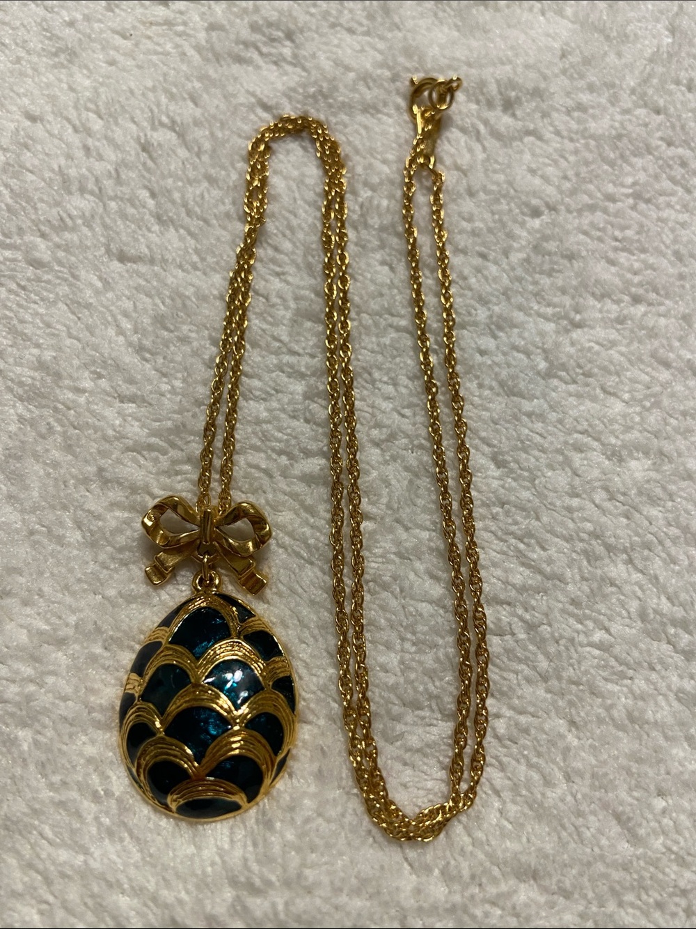 Vintage Avon Gold-Tone Enamel Egg Pendant Necklace with Bow Accent